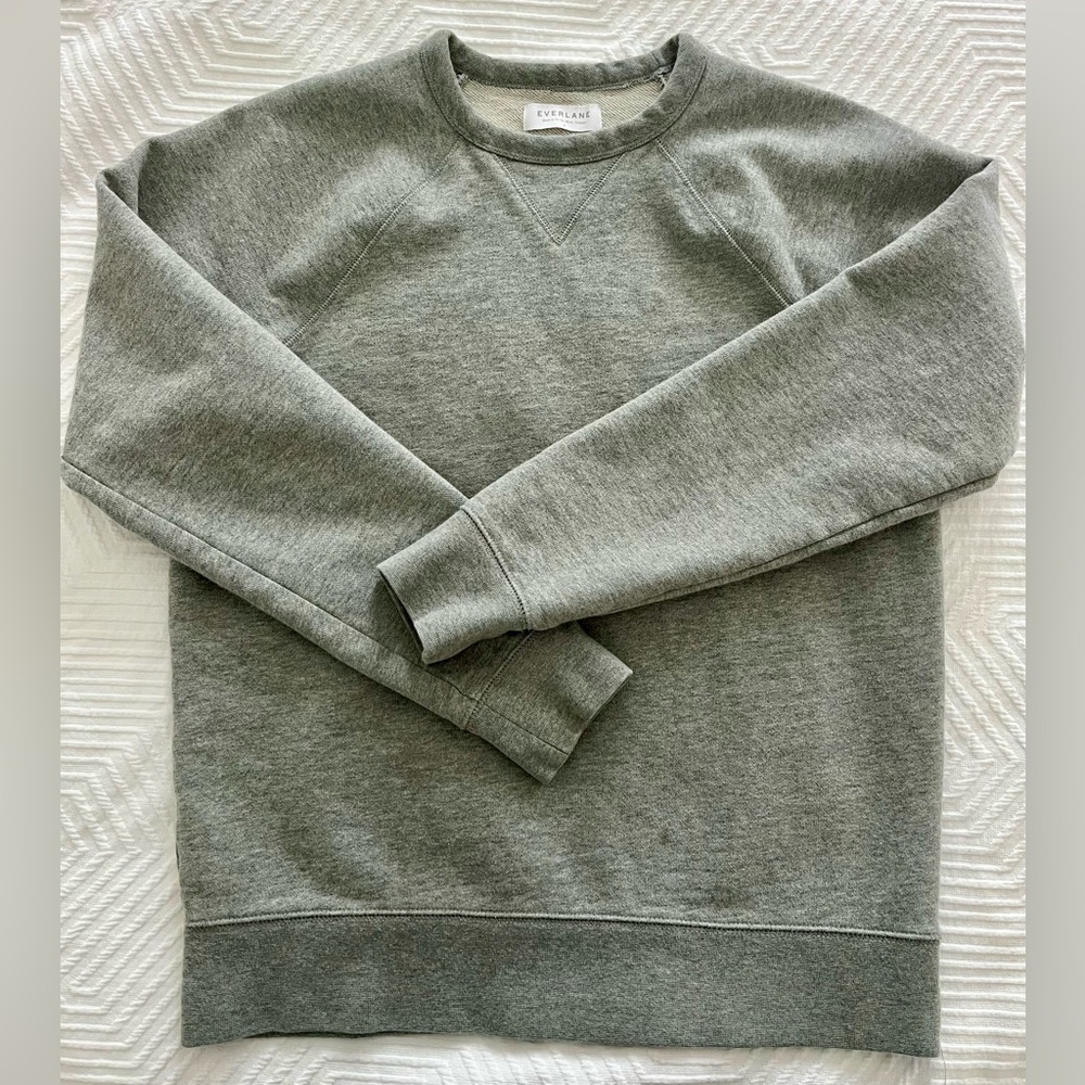 Everlane Classic Crewneck in Heather Gray